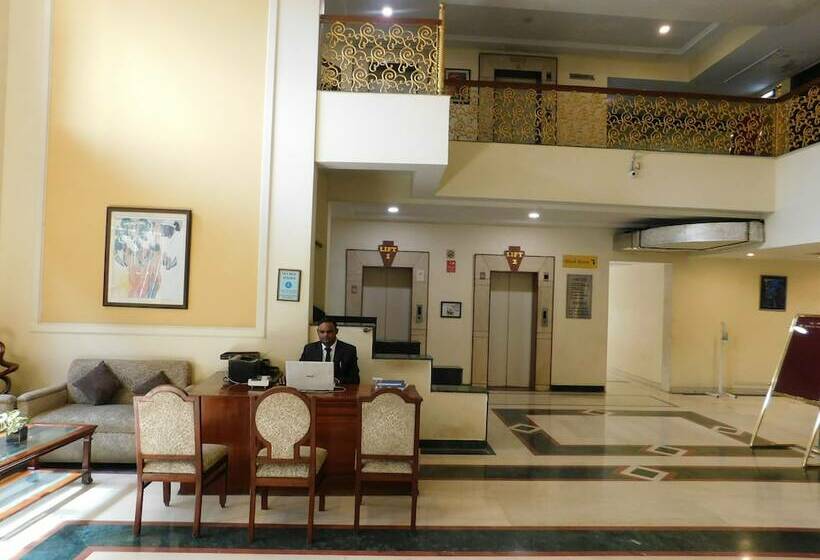 בית מלון כפרי The Central Park