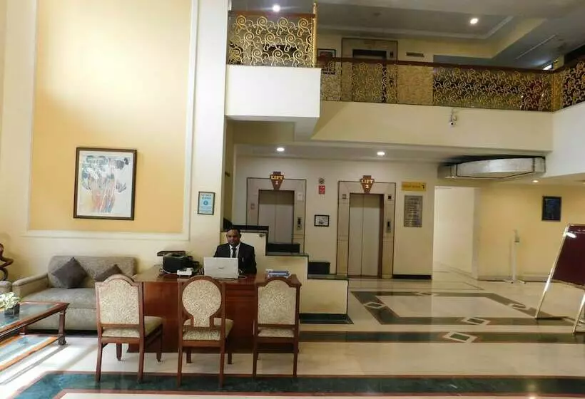 בית מלון כפרי The Central Park