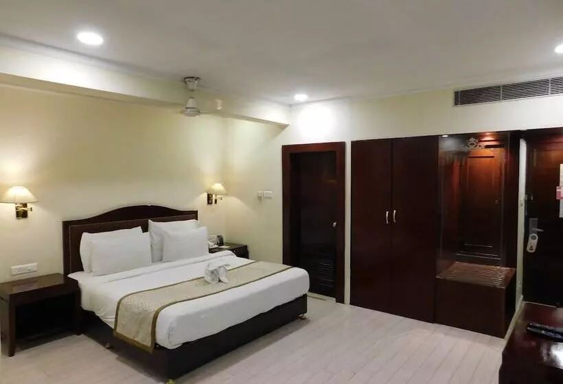 בית מלון כפרי The Central Park