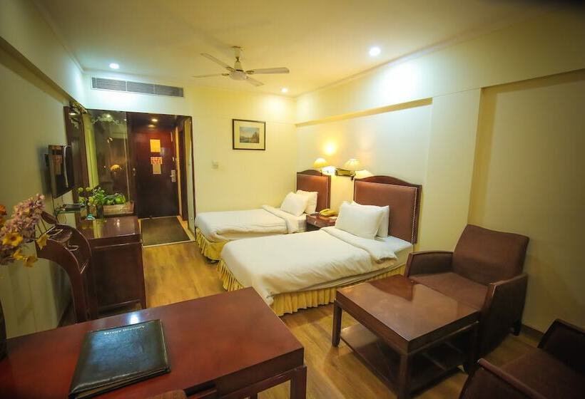 בית מלון כפרי The Central Park