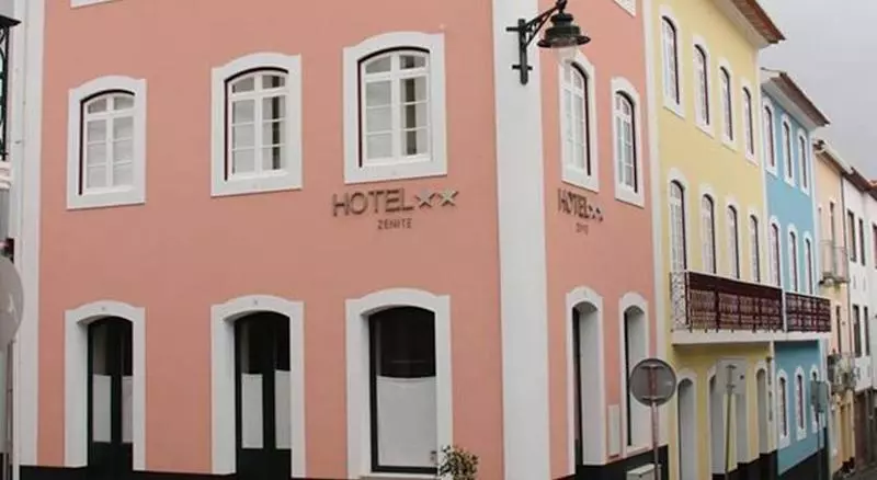 Отель Zenite
