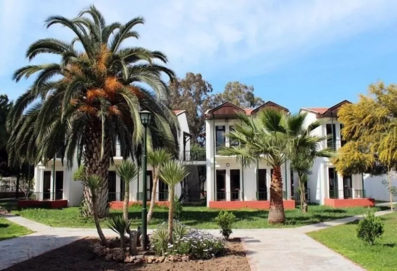 Отель Grand Asa Family Suites