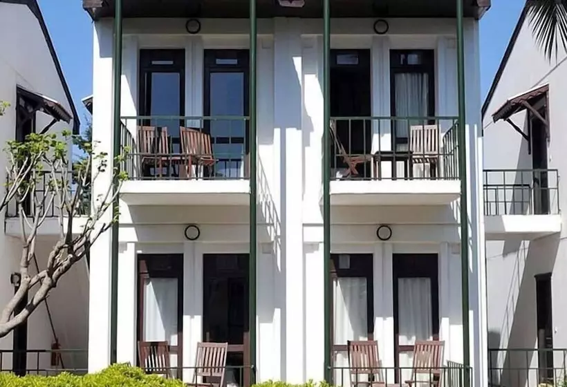 Отель Grand Asa Family Suites