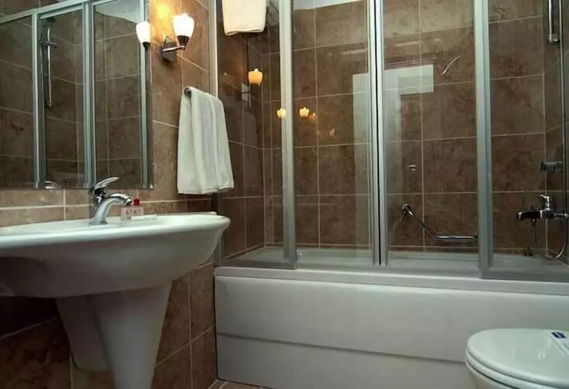 Отель Grand Asa Family Suites