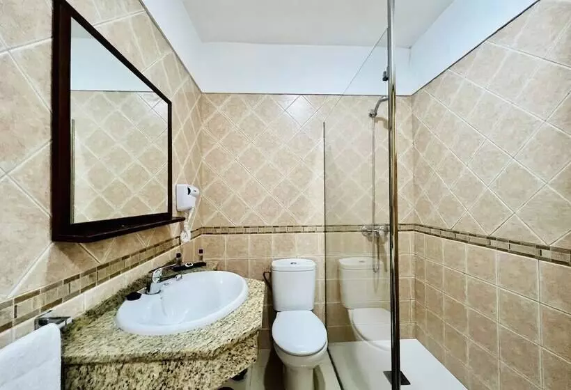 Apartamentos Frontera