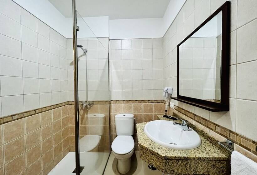 Apartamentos Frontera