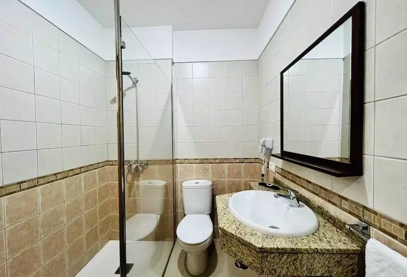 Apartamentos Frontera