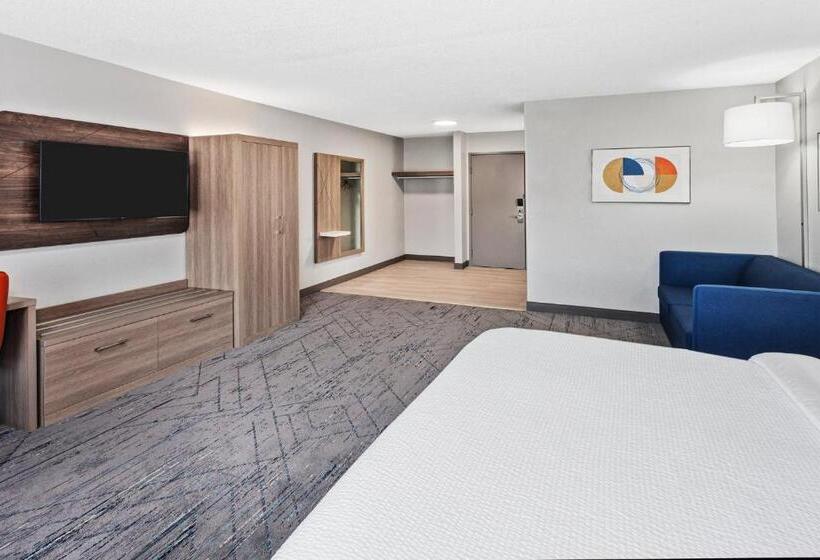 Holiday Inn Express Hotel & Suites Chicago Algonquin, An Ihg