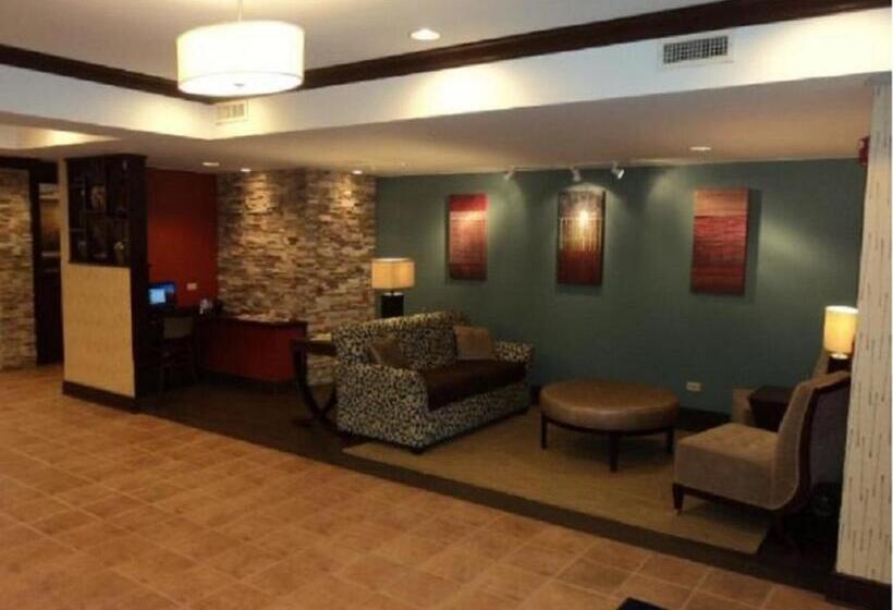 Holiday Inn Express Hotel & Suites Chicago Algonquin, An Ihg