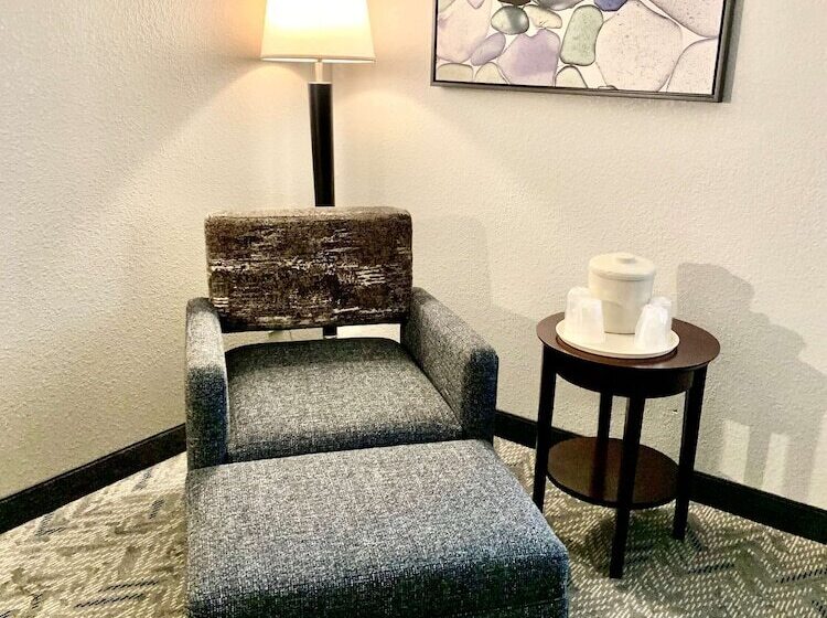 Отель Best Western Oswego