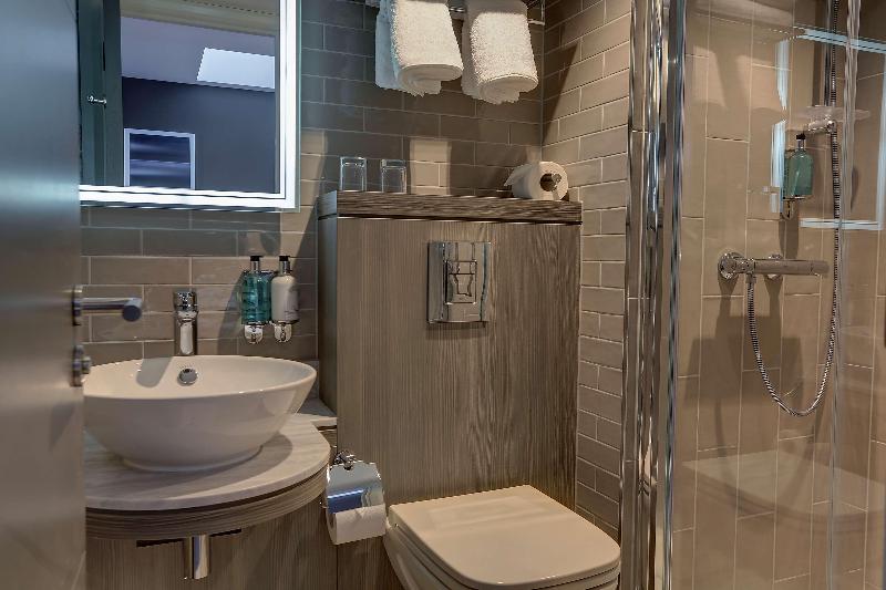 Best Western Plus Bradenton Hotel & Suites