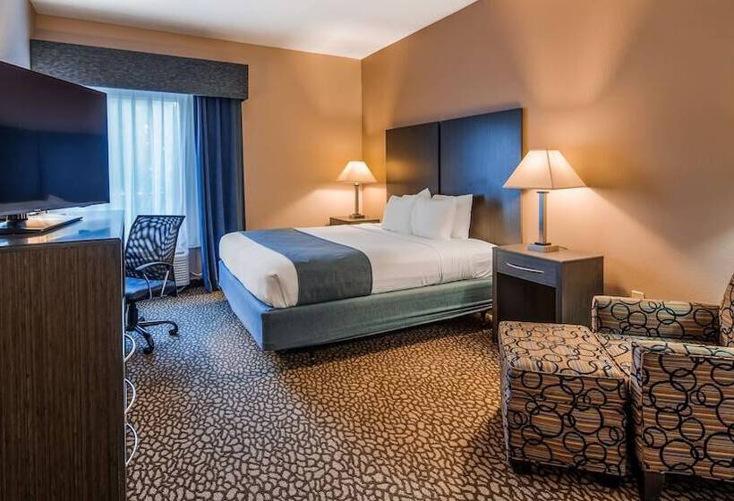 Best Western Plus Bradenton Hotel & Suites