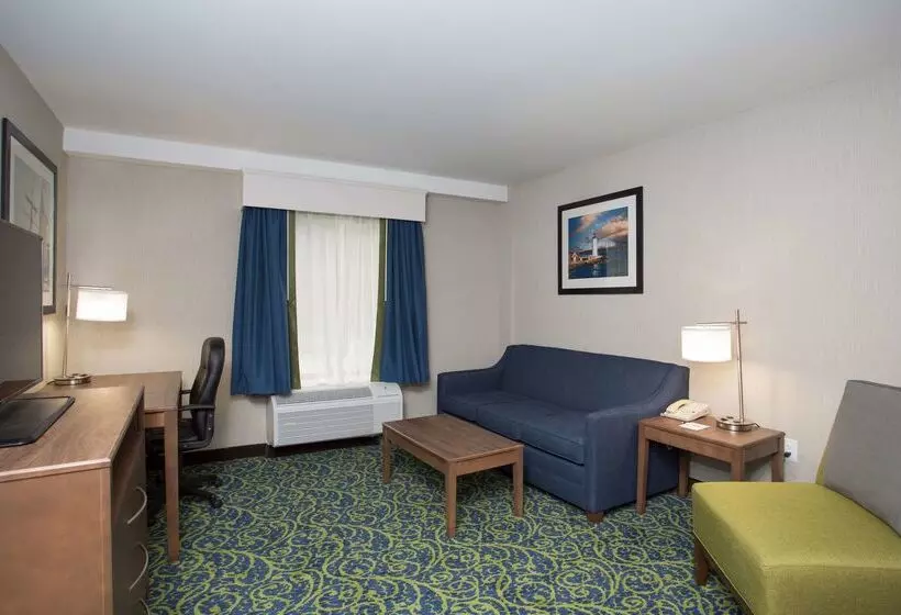 Best Western Plus Portsmouth Hotel & Suites