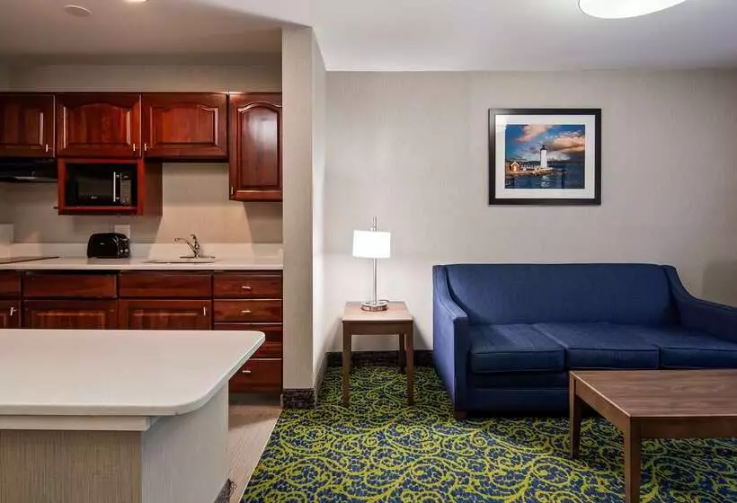 Best Western Plus Portsmouth Hotel & Suites