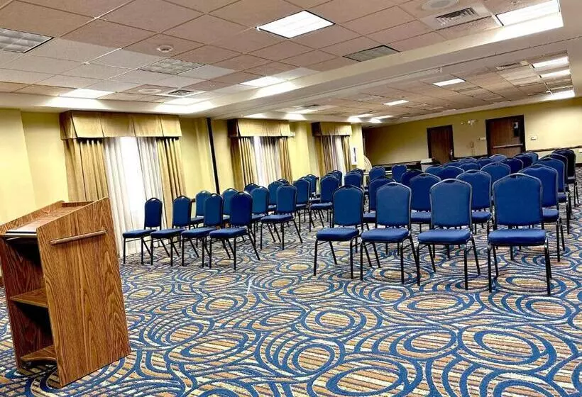 Holiday Inn Express Hotel & Suites Barstow Outlet Center By Ihg