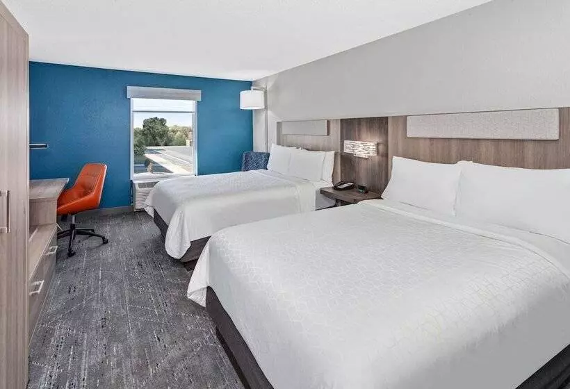 Holiday Inn Express Hotel & Suites Chicago Algonquin, An Ihg