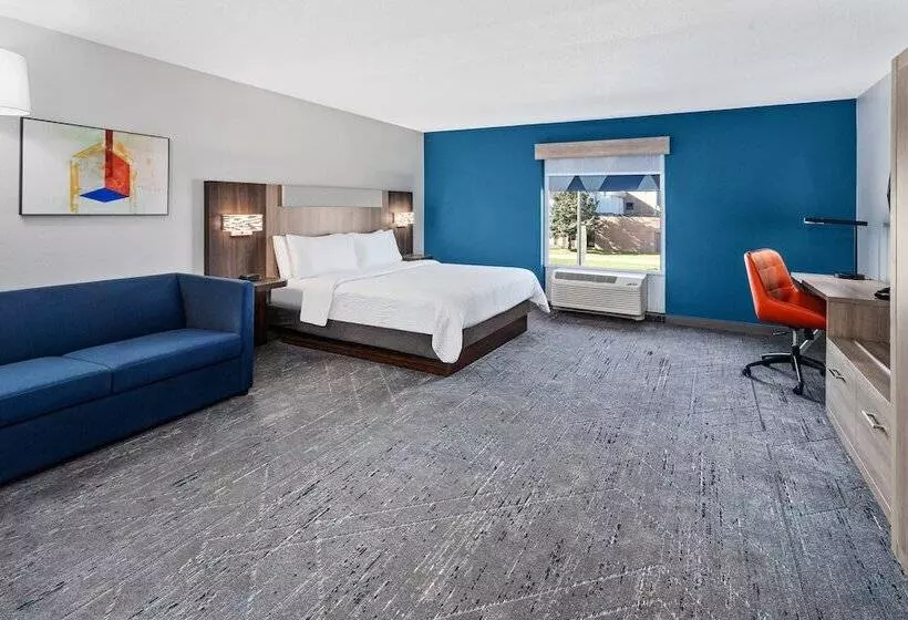 Holiday Inn Express Hotel & Suites Chicago Algonquin, An Ihg