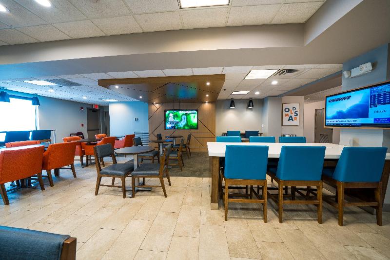 Holiday Inn Express Hotel & Suites Tampa Oldsmar, An Ihg