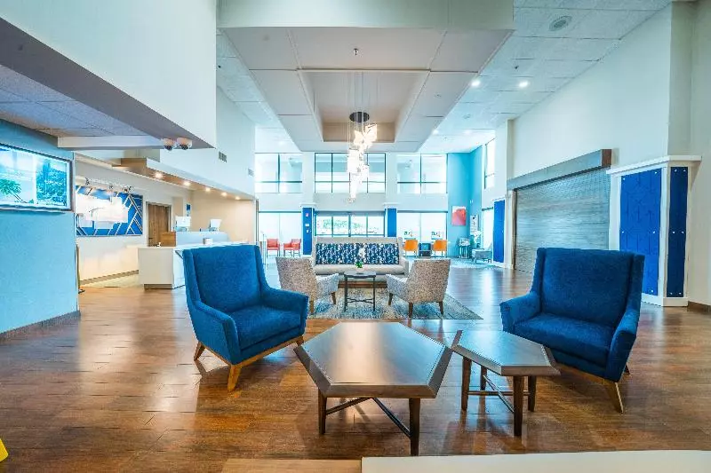 Holiday Inn Express Hotel & Suites Tampa Oldsmar, An Ihg