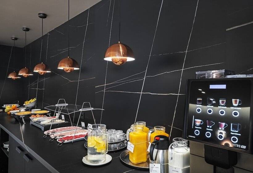 Hotel Holiday Inn Express Pamplona, An Ihg