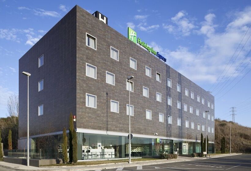 Hotel Holiday Inn Express Pamplona, An Ihg