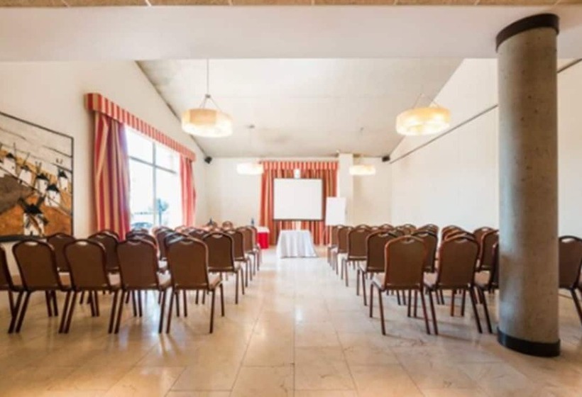 Отель Isla De La Garena