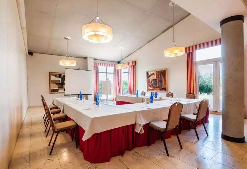 ホテル Isla De La Garena