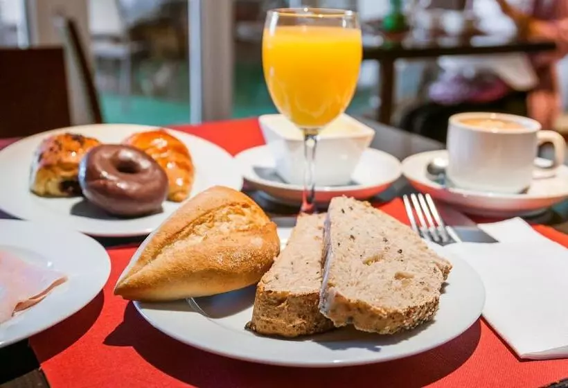 ホテル Isla De La Garena