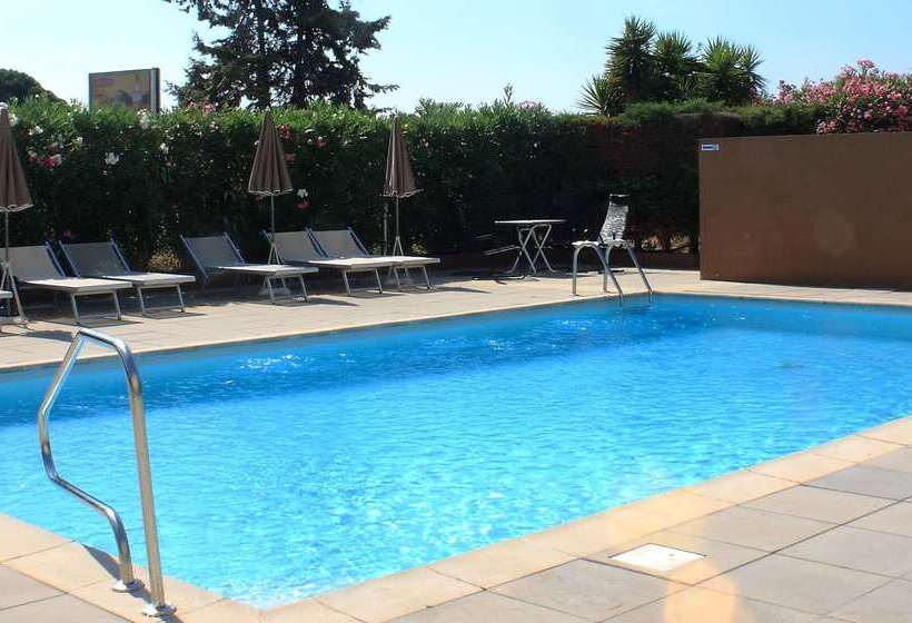 בית מלון כפרי Des Victoires   Restaurant