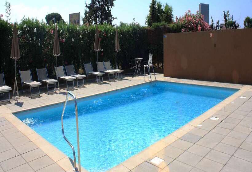 בית מלון כפרי Des Victoires   Restaurant