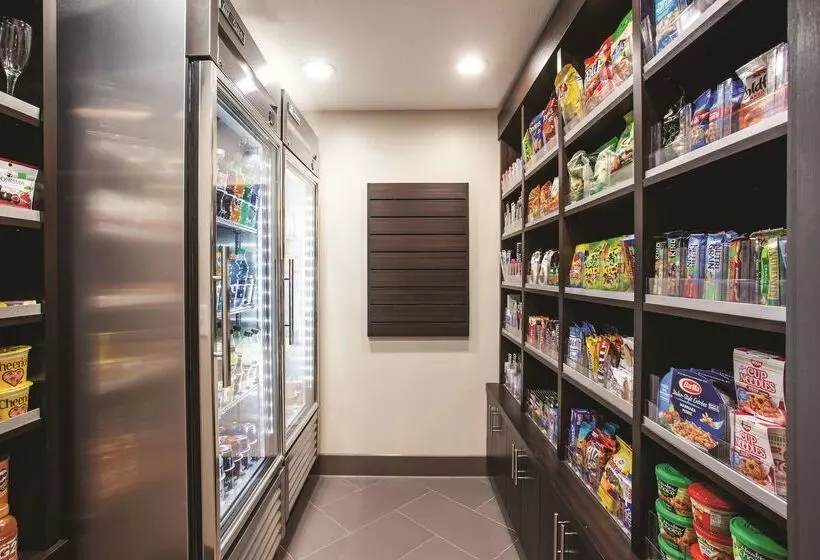 Отель La Quinta By Wyndham Dublin Pleasanton