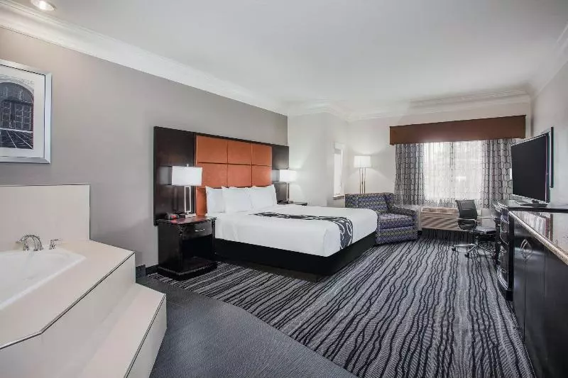 Отель La Quinta By Wyndham Dublin Pleasanton