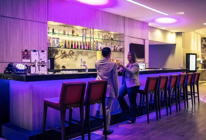 Отель Mercure Sao Jose Dos Campos