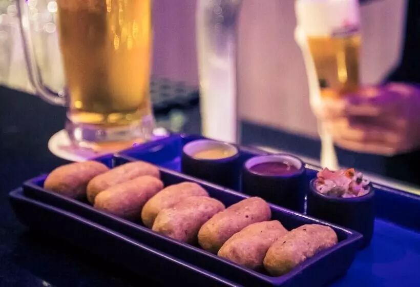 Отель Mercure Sao Jose Dos Campos