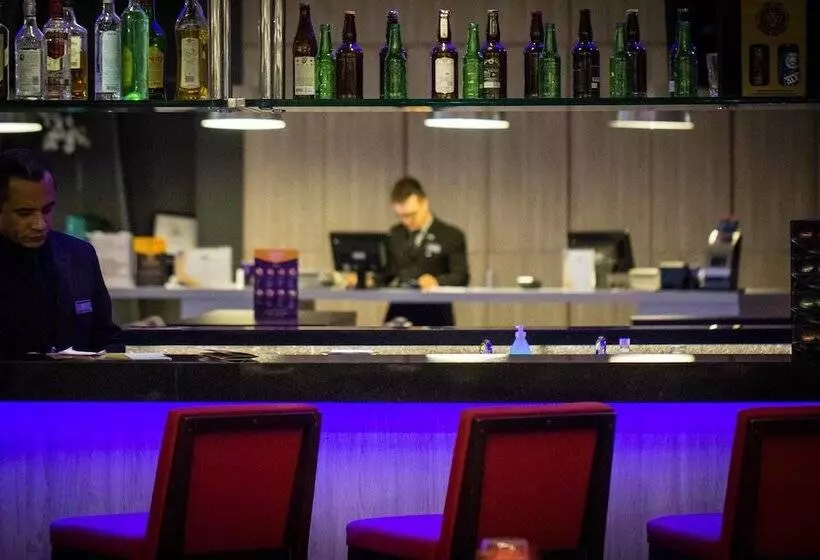 Отель Mercure Sao Jose Dos Campos