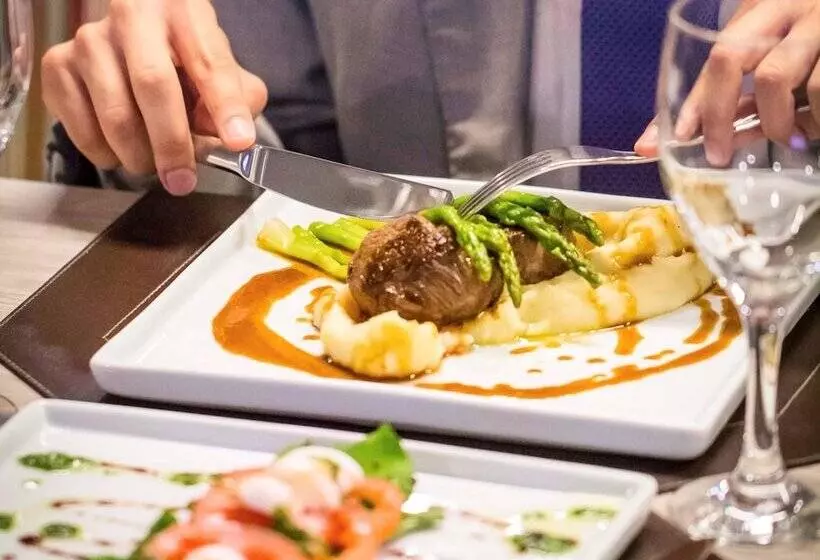 Отель Mercure Sao Jose Dos Campos