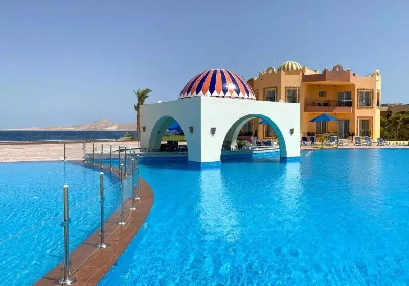 Hotel Nubian Island, Families And Couples Only