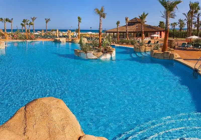 Отель Playazimbali