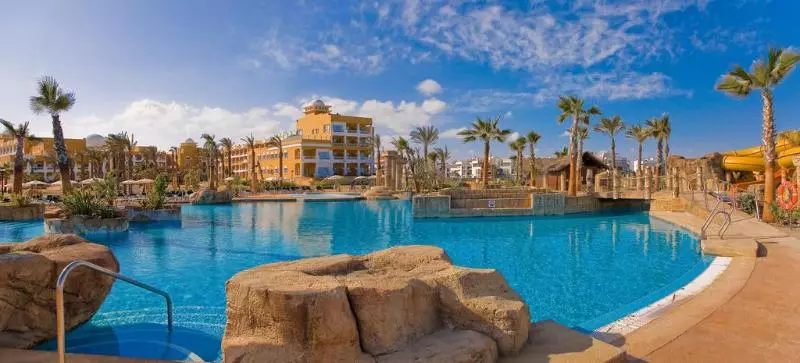 Отель Playazimbali