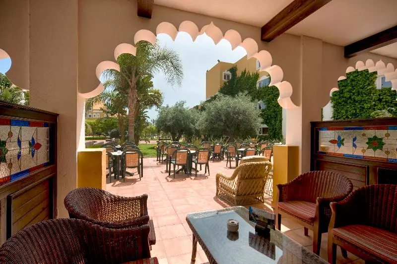 Отель Playazimbali