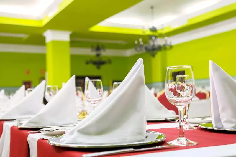 Отель Playazimbali