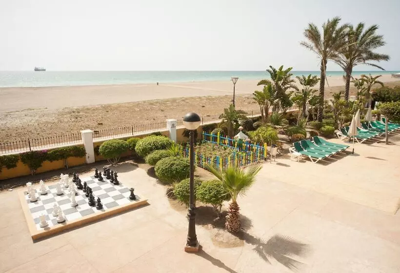 Отель Playazimbali