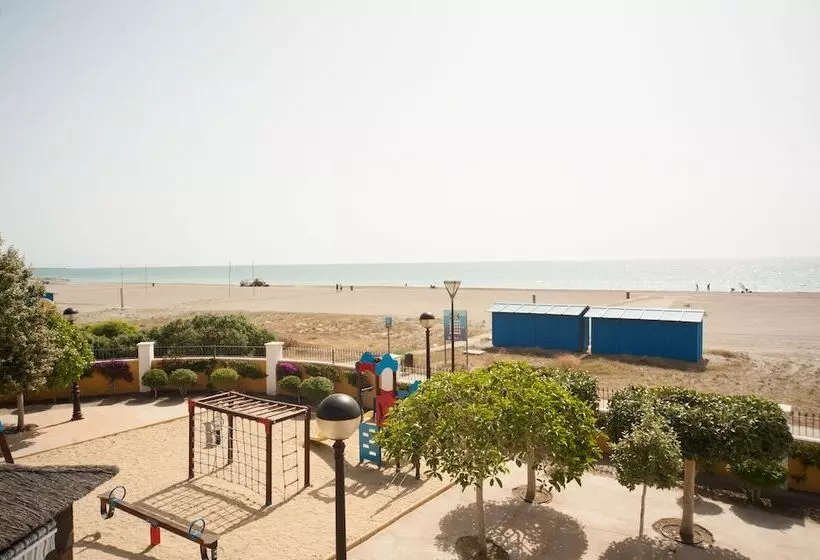 Отель Playazimbali