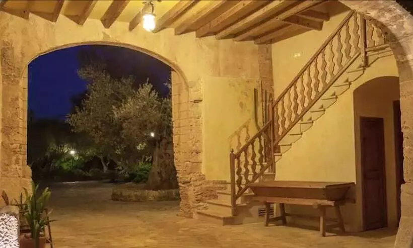 فندق ريفى Casal Santa Eulàlia