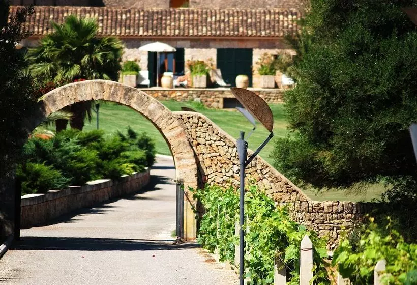 فندق ريفى Casal Santa Eulàlia