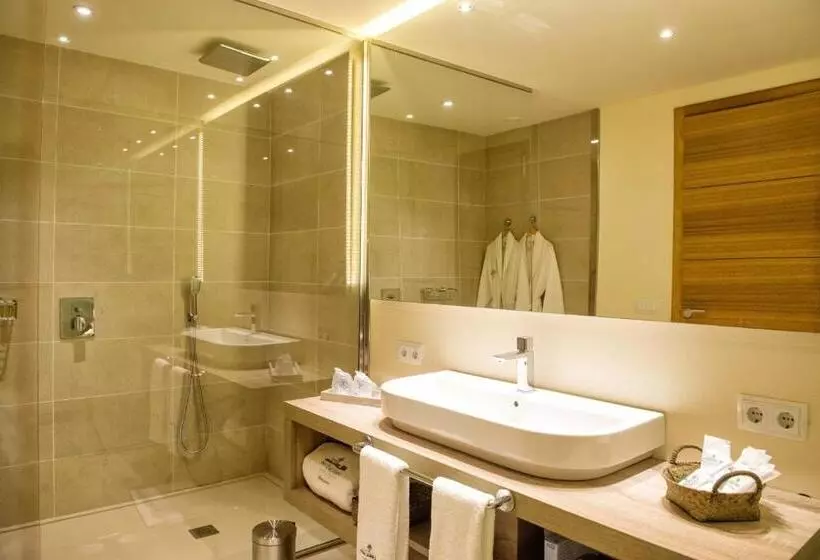 فندق ريفى Son Trobat Wellness & Spa