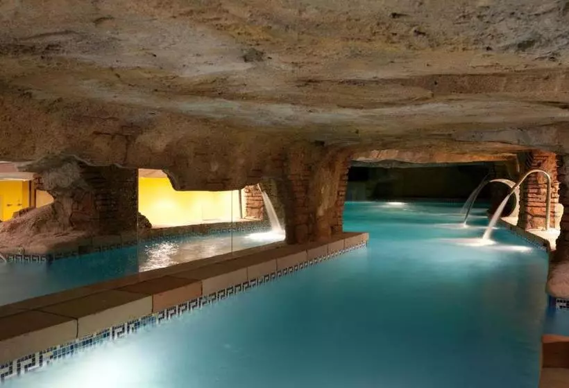 Отель Senator Cádiz