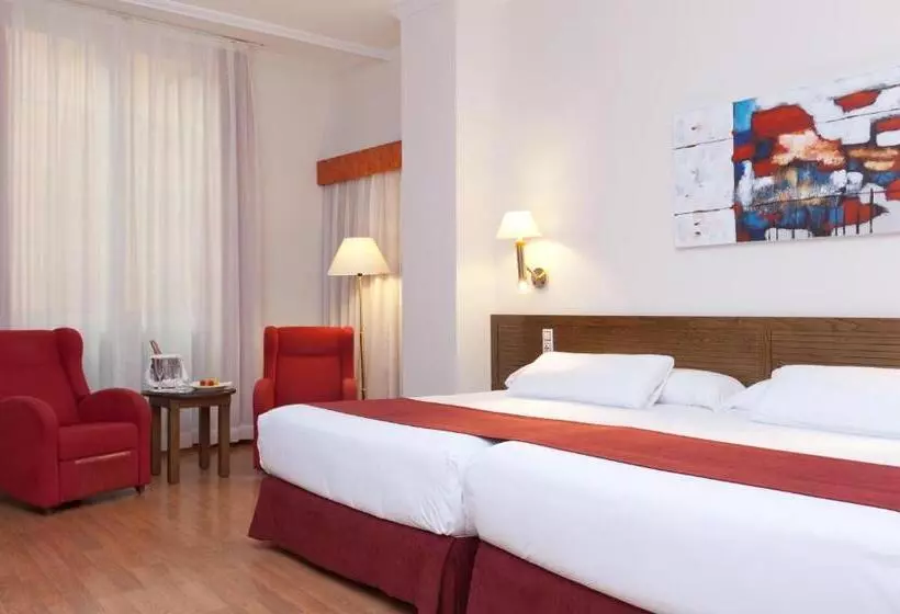 Отель Senator Cádiz