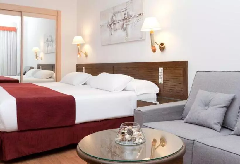 Отель Senator Cádiz