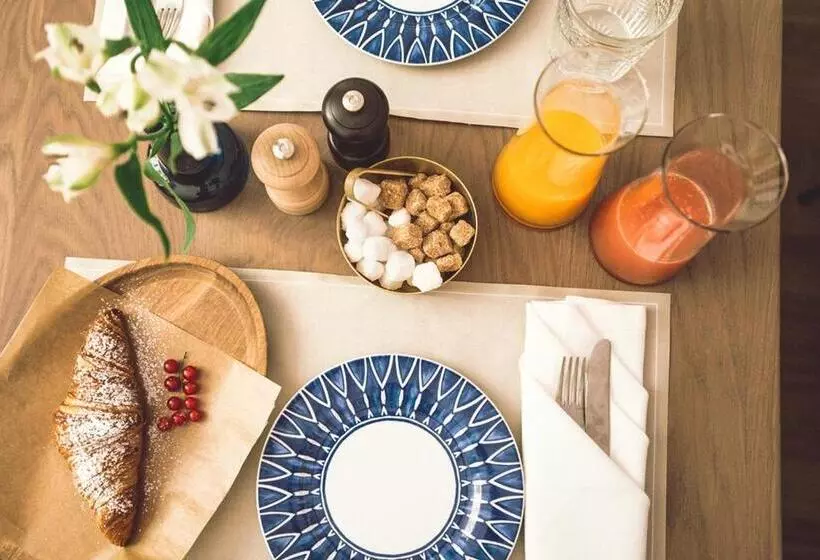 Tótem Madrid, A Small Luxury Hotel Of The World